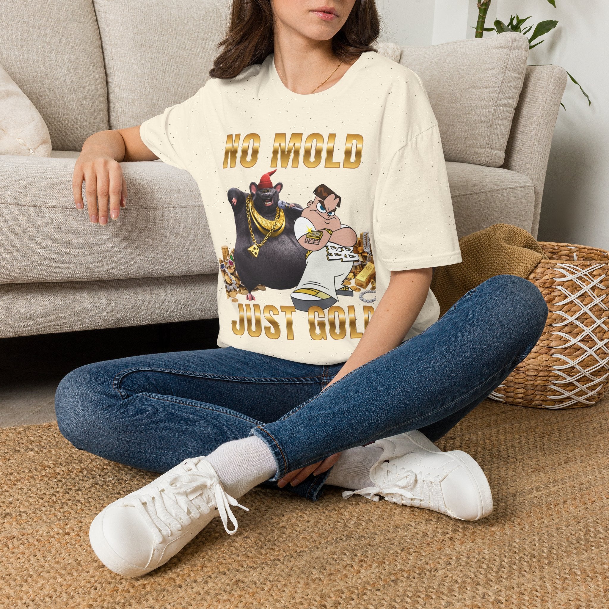 "No Mold Just Gold" T-Shirt