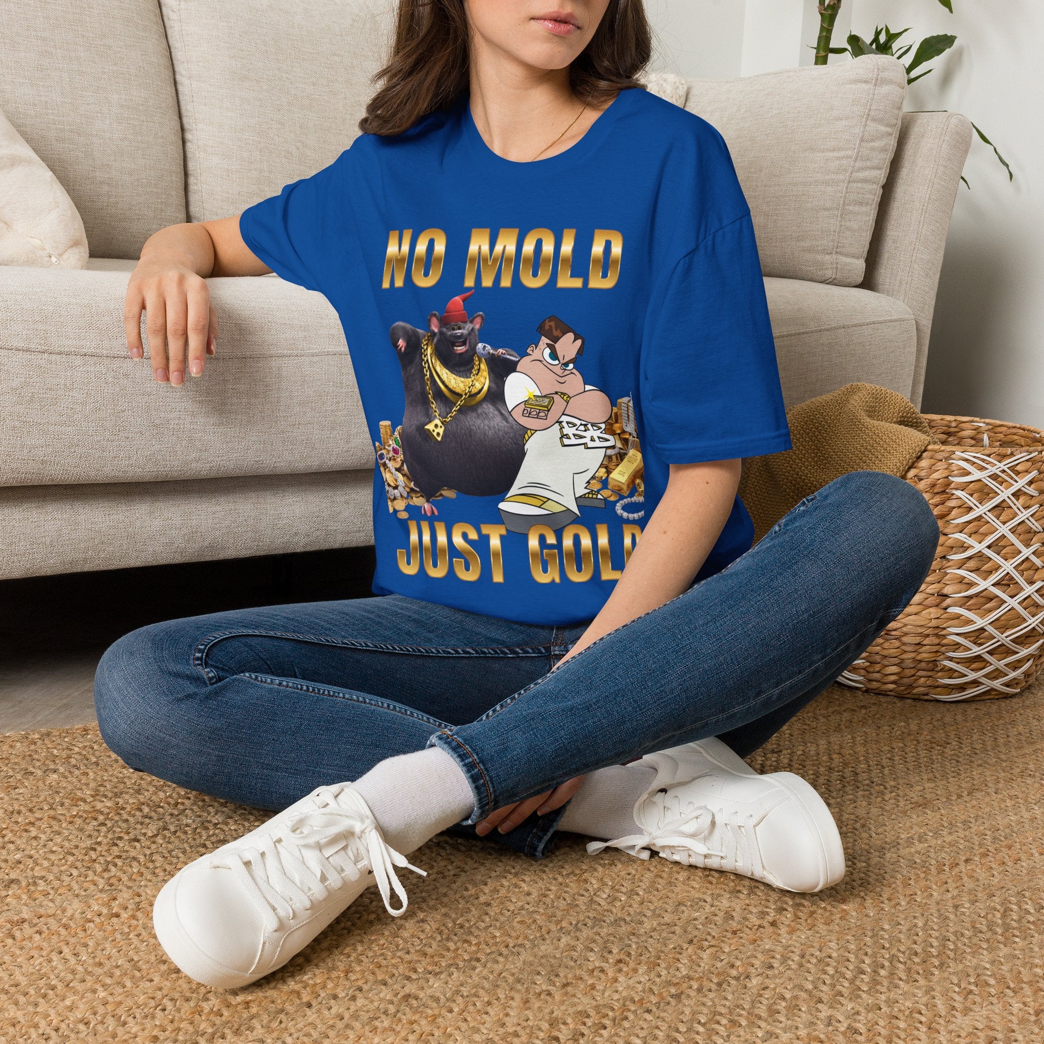 "No Mold Just Gold" T-Shirt