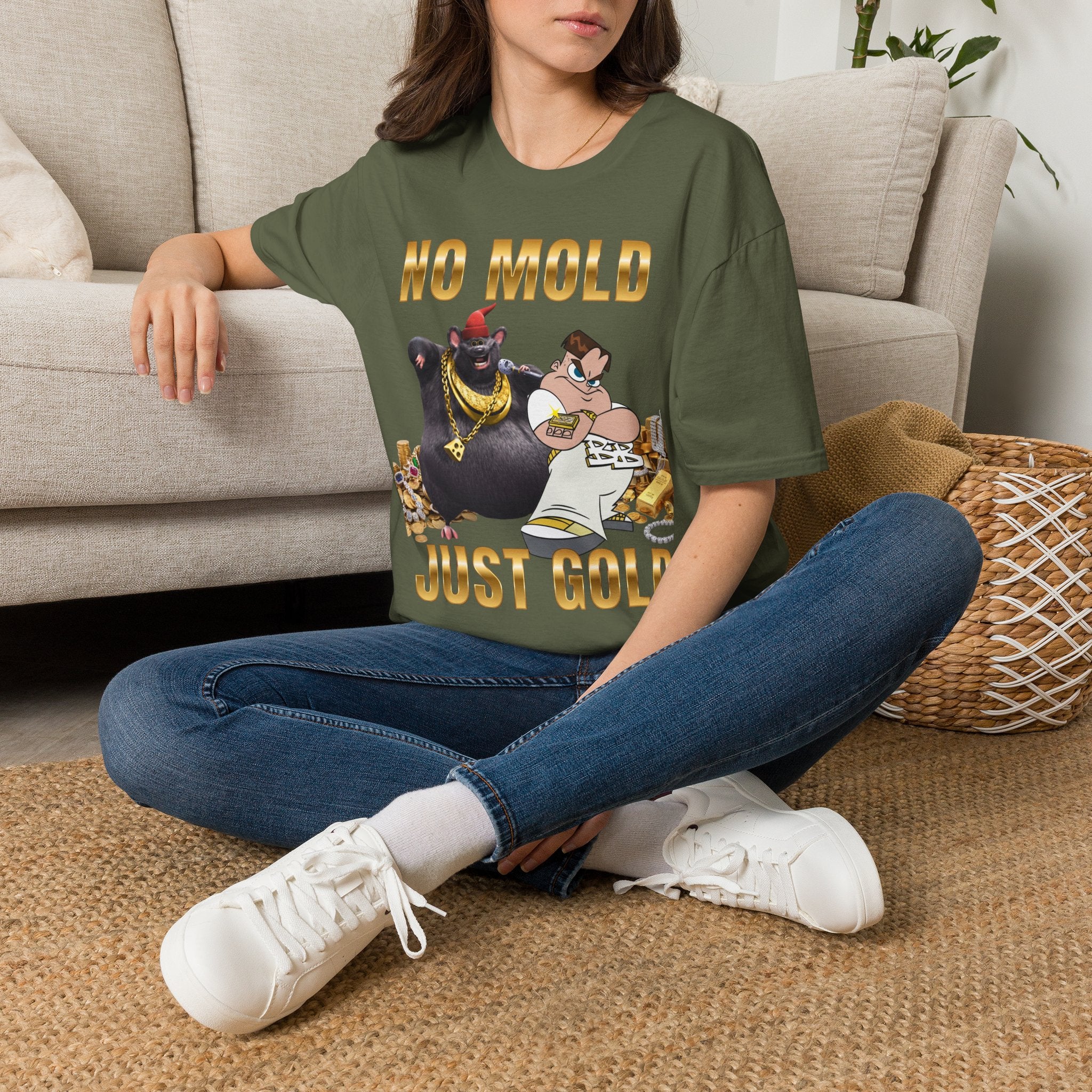 "No Mold Just Gold" T-Shirt